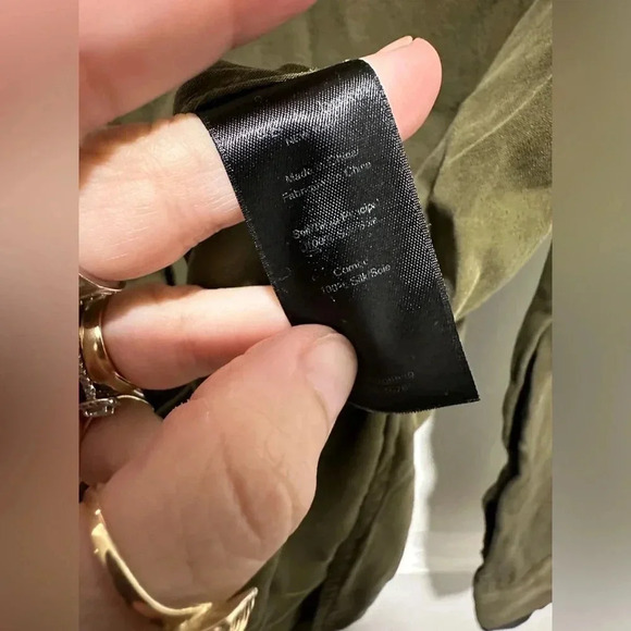 Rag and Bone 100% silk Victor Blouse Dark Olive Size Medium EUC - Picture 5 of 6